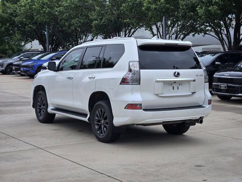 Used 2023 Lexus GX 460 Premium w/ Premium Package AWD/4WD image 3