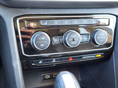 Used 2019 Volkswagen Atlas SEL image 27