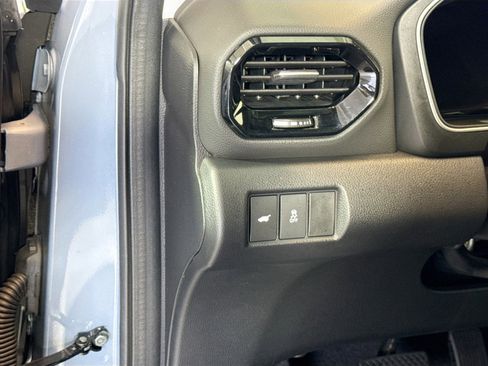 Used 2023 Honda Pilot Touring image 13