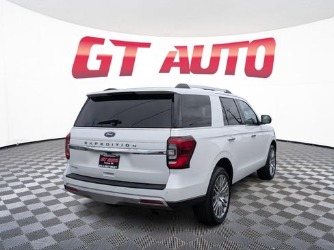Used 2024 Ford Expedition Limited RWD image 4