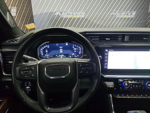 Used 2023 GMC Sierra 1500 Denali Ultimate image 25