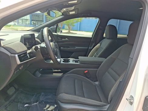 Used 2024 Honda Prologue EX image 15