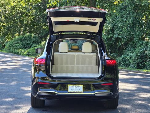 Used 2023 Mercedes-Benz EQS 580 4MATIC SUV image 83