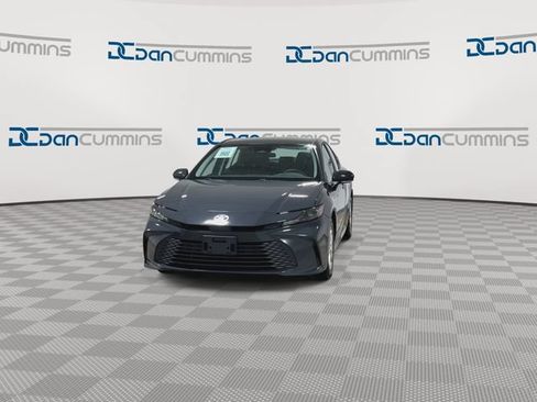 Used 2025 Toyota Camry LE FWD image 3