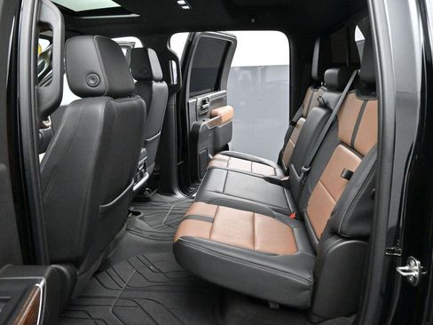 Used 2022 Chevrolet Silverado 2500 High Country w/ Z71 Off-Road Package AWD/4WD image 36