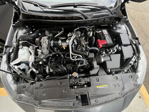 Used 2025 Nissan Altima 2.5 SV image 32