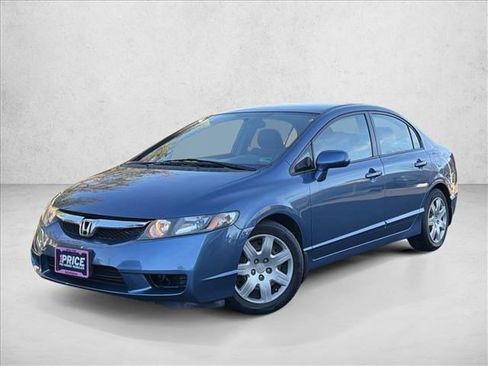 Used 2010 Honda Civic LX image 1