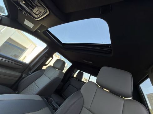 New 2026 Chevrolet Silverado 2500 ZR2 AWD/4WD image 22