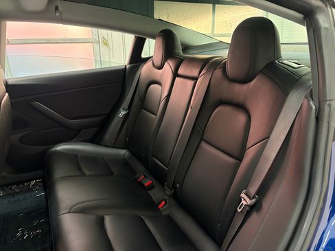 Used 2018 Tesla Model 3 Long Range image 20