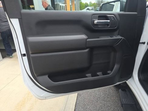 Used 2025 Chevrolet Silverado 2500 W/T w/ WT Convenience Package AWD/4WD image 10