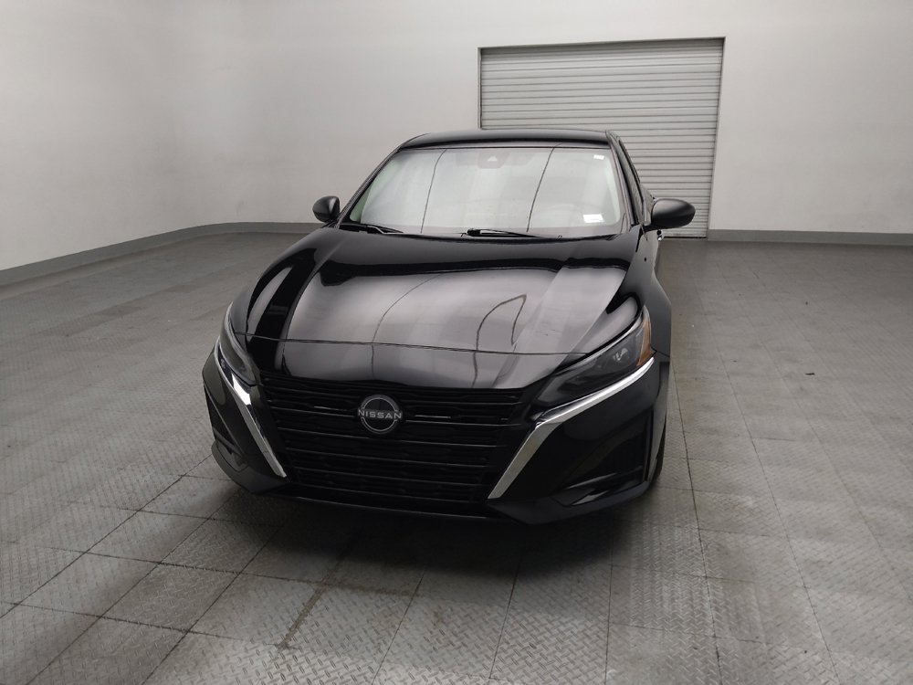 Used 2025 Nissan Altima 2.5 S FWD image 15
