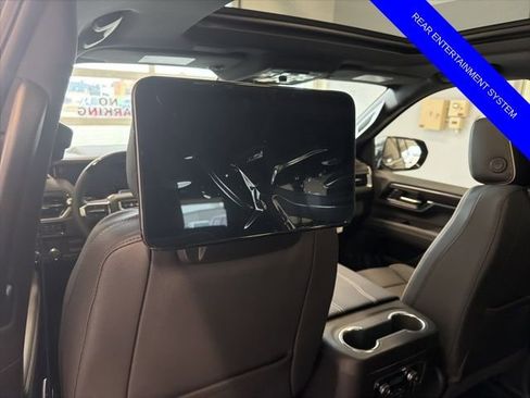 New 2026 GMC Yukon XL Elevation w/ Elevation Premium Package AWD/4WD image 4