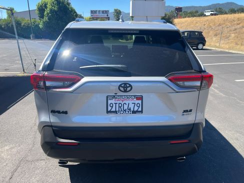 Certified 2025 Toyota RAV4 XLE AWD/4WD image 9