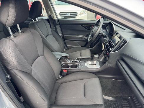 Used 2018 Subaru Impreza 2.0i Premium image 24