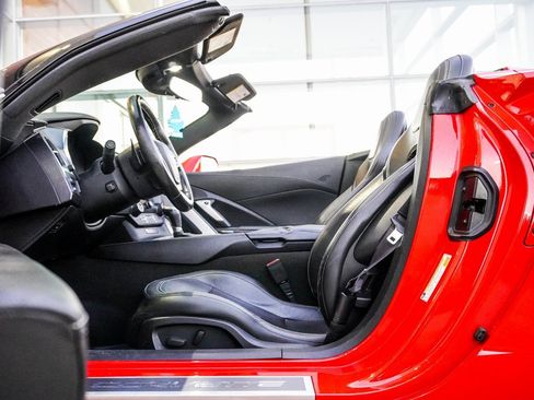 Used 2014 Chevrolet Corvette Stingray Convertible image 17