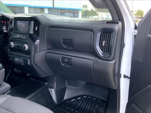 Certified 2024 GMC Sierra 1500 Pro w/ Pro Value Package image 30