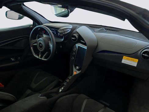 New 2026 McLaren 750S image 38