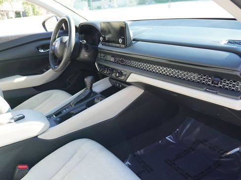 Used 2024 Honda Accord LX image 12