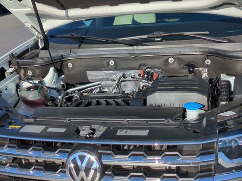 Used 2019 Volkswagen Atlas SEL R-Line image 34