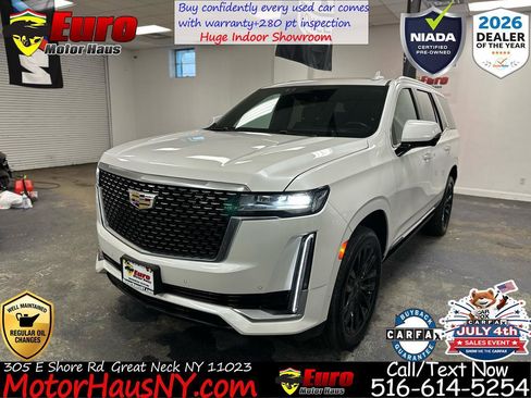 Used 2023 Cadillac Escalade Premium Luxury w/ Performance Package AWD/4WD image 1