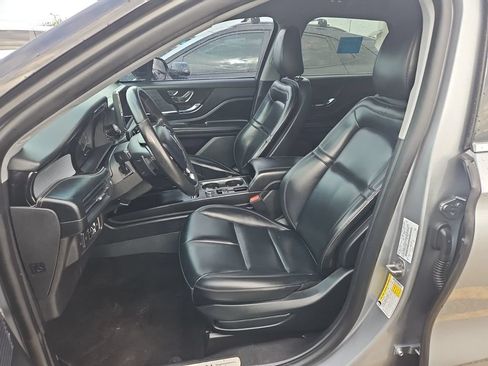 Used 2022 Lincoln Corsair FWD image 3