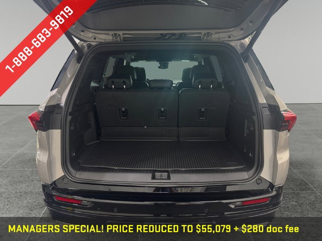 Used 2027 Buick Enclave Sport Touring w/ Power Package AWD/4WD image 16