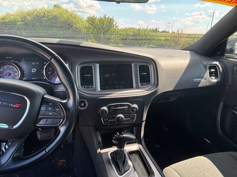 Used 2023 Dodge Charger SXT RWD image 23