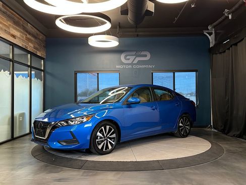 Used 2023 Nissan Sentra SV w/ SV Premium Package image 7