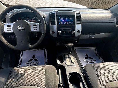 Used 2019 Nissan Frontier SV image 15