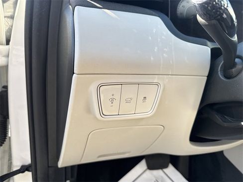 Used 2024 Hyundai Tucson Limited image 18