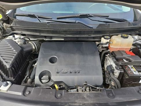 Used 2021 Chevrolet Traverse LS w/ LPO, Floor Liner Package image 25