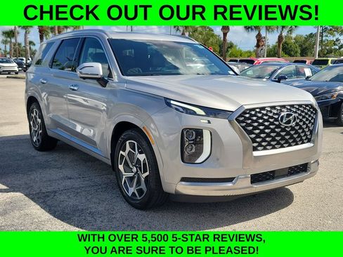 Used 2022 Hyundai Palisade Calligraphy w/ Cargo Package FWD image 3