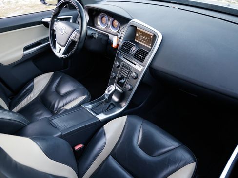 Used 2013 Volvo XC60 T6 image 18