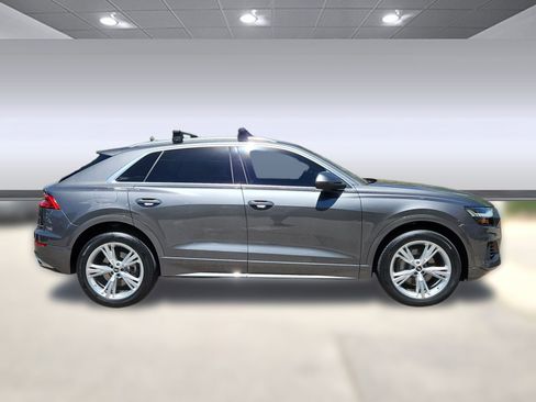 Used 2023 Audi Q8 Premium w/ Convenience Package AWD/4WD image 2