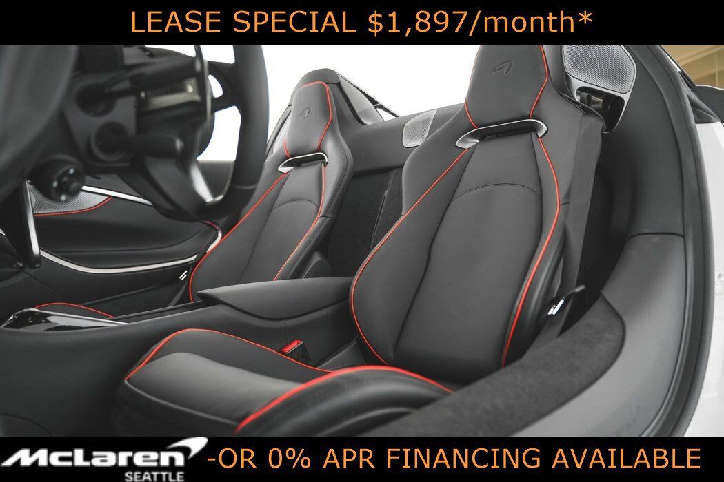 Used 2025 McLaren Artura Spider RWD image 8