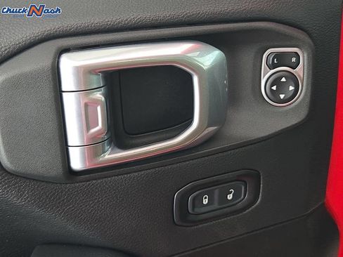 Used 2023 Jeep Gladiator Rubicon w/ LED Lighting Group AWD/4WD image 14