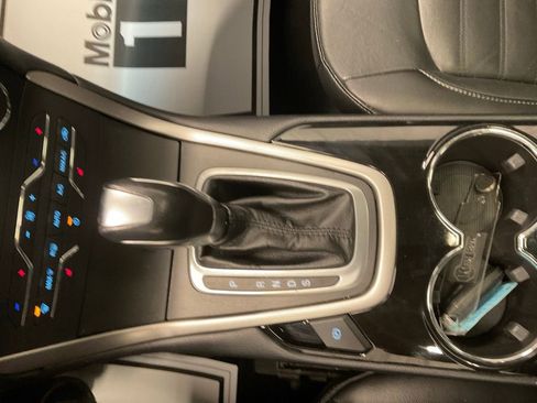 Used 2017 Ford Edge SEL w/ Equipment Group 201A image 18