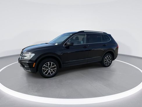Used 2019 Volkswagen Tiguan SE image 7