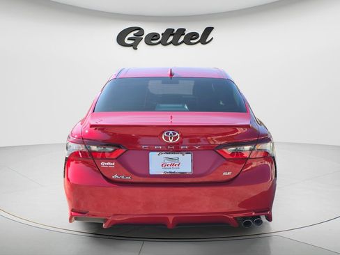 Used 2024 Toyota Camry SE image 5