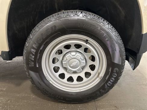 Used 2024 Chevrolet Colorado W/T image 30