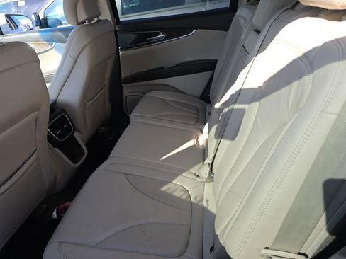 Used 2018 Lincoln MKX Select w/ Select Plus Package image 11