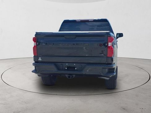 New 2026 Chevrolet Silverado 1500 Custom w/ LPO, Dark Essentials Package AWD/4WD image 6