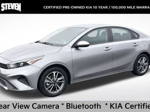 Certified 2023 Kia Forte LXS image 1