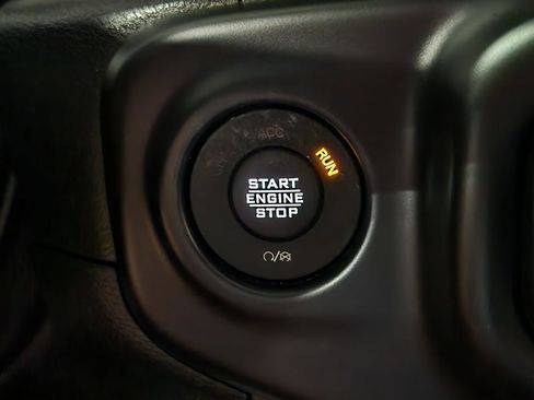 Used 2022 Jeep Wrangler Unlimited Sport AWD/4WD image 40