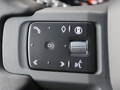 Certified 2025 Land Rover Defender 110 S AWD/4WD image 16