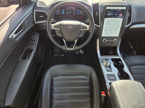 Certified 2022 Ford Edge SEL w/ Convenience Package image 12