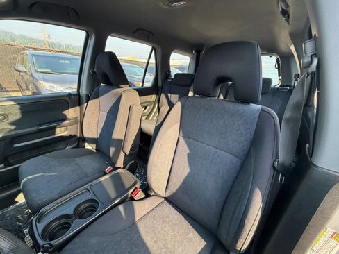 Used 2005 Honda CR-V LX image 20