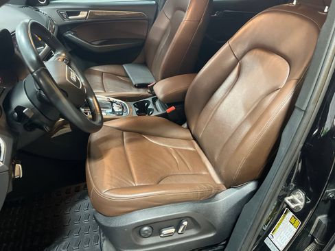 Used 2016 Audi Q5 2.0T Premium Plus w/ Technology Package AWD/4WD image 13