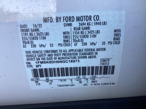 Used 2022 Ford Explorer XLT w/ Equipment Group 202A AWD/4WD image 38