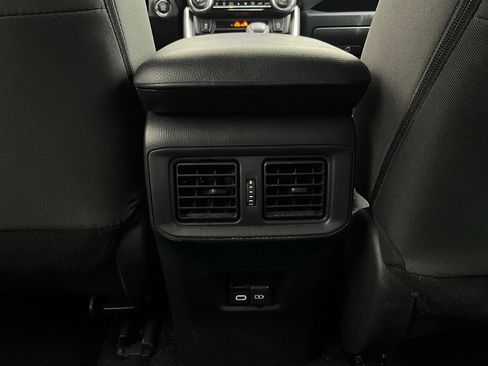 Used 2025 Toyota RAV4 XLE image 13